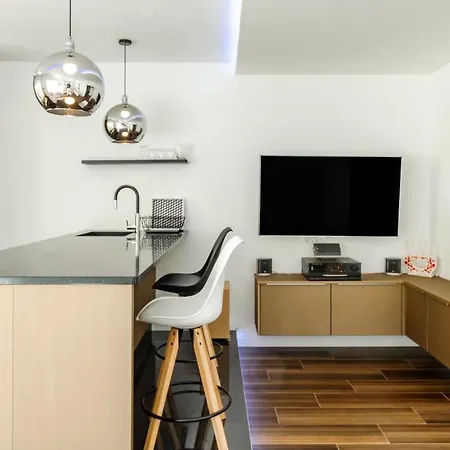 Luxury Martinis With Pool * Сплит