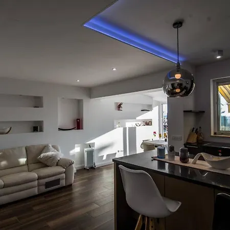 Luxury Martinis With Pool Apartment Split