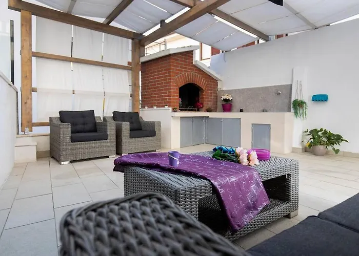 Luxury Martinis With Pool Apartman Split