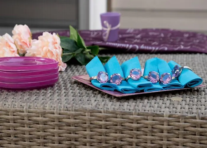 Apartman Luxury Martinis With Pool Split